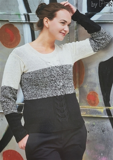2 farvet sweater med snoninger i Ellen